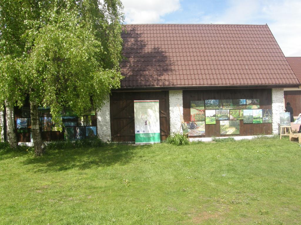 Gospodarstwo Agroturystyczno-Edukacyjne Gratka Celiny  Экстерьер фото