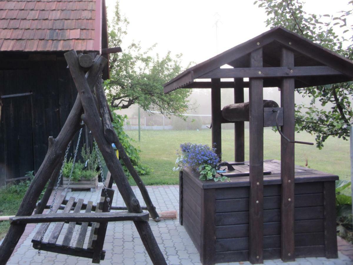 Gospodarstwo Agroturystyczno-Edukacyjne Gratka Celiny  Экстерьер фото